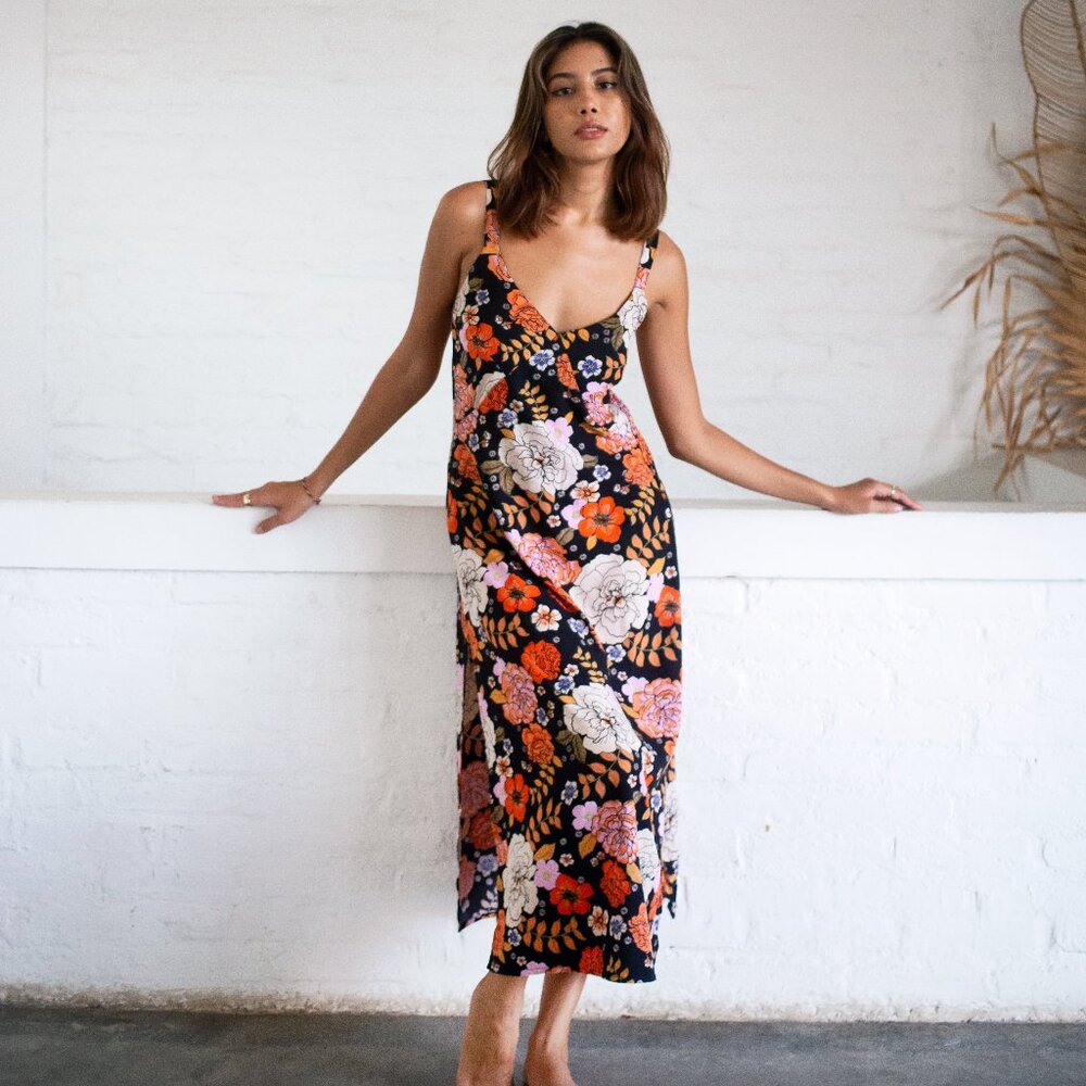 Gardenia Black Midi Dress